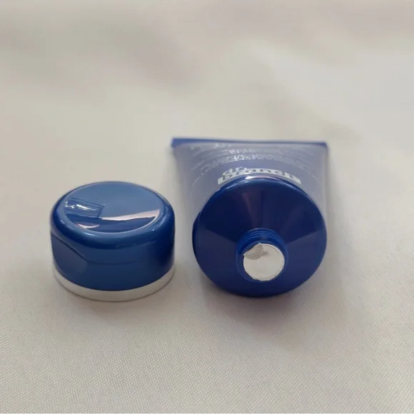 Dr. Brandt PoreDermabrasion - Picture 2 of 4